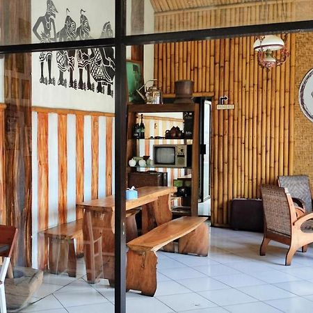 Latansa Homestay بانيووانجى المظهر الخارجي الصورة